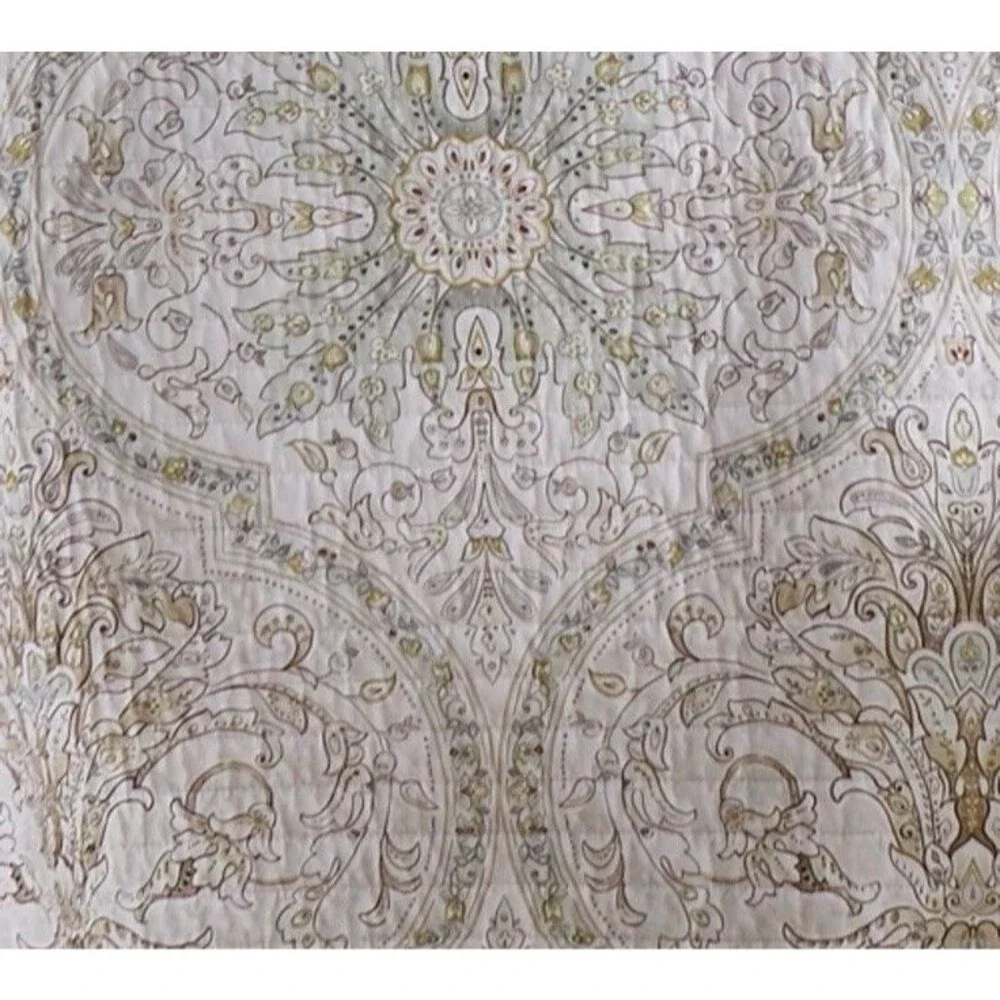 Levtex Home Cosima Full/Queen Quilt + 2 Standard Shams New